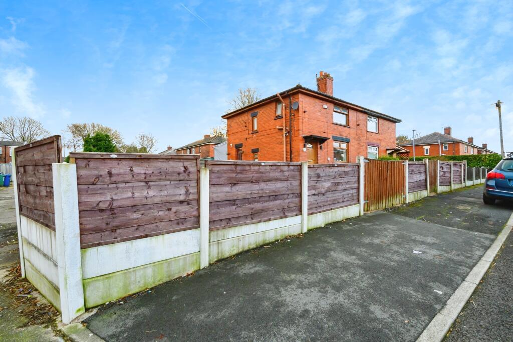 Main image of property: Borough Avenue, Radcliffe, Manchester, Greater Manchester, M26
