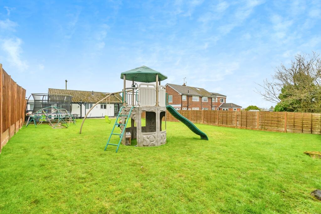 Additional property image - Euxton Close, Seddons Farm, Bury, Greater Manchester, BL8
