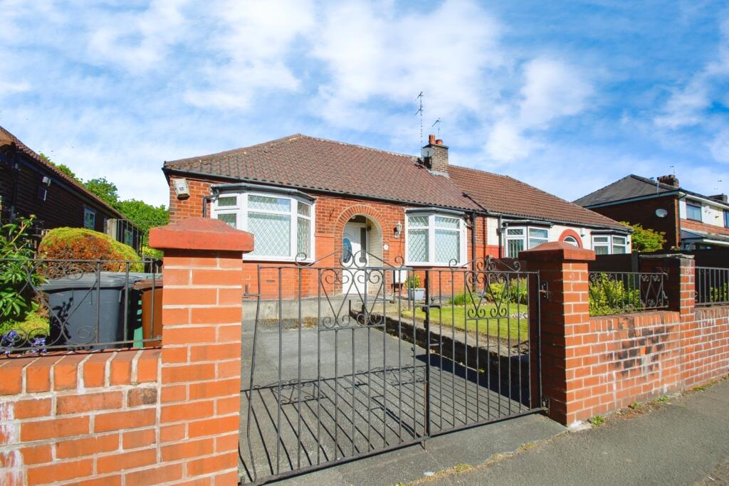 Main image of property: Dumers Lane, Radcliffe, Manchester, Greater Manchester, M26
