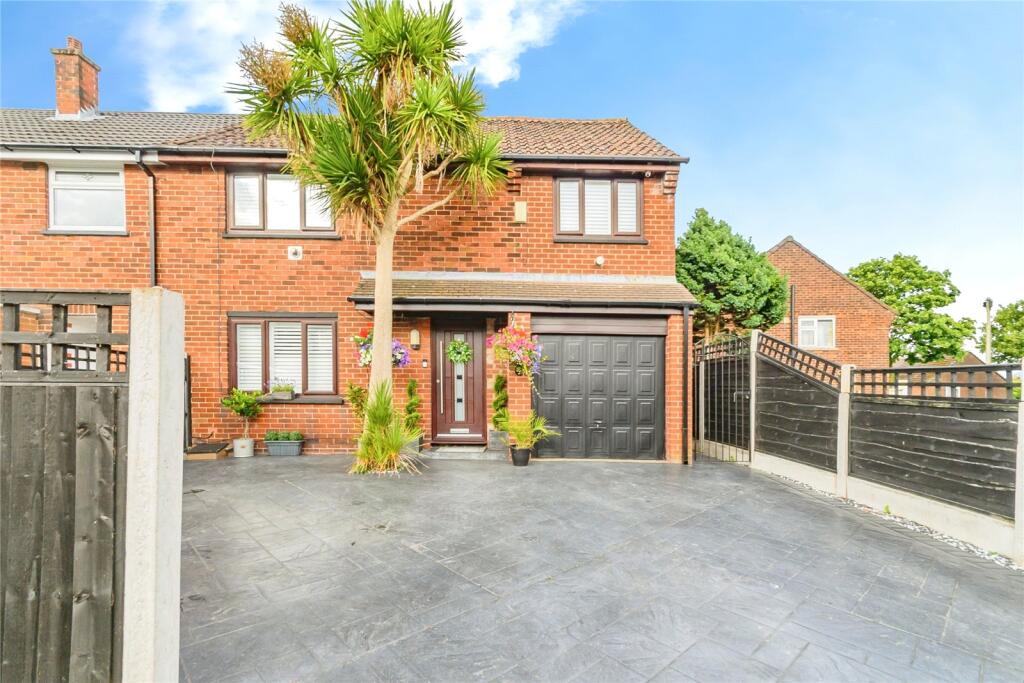 Main image of property: Morley Road, Radcliffe, Manchester, Greater Manchester, M26