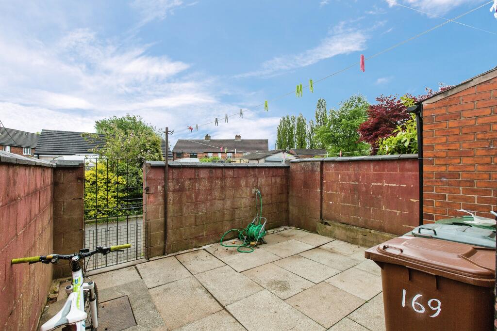 3 bedroom terraced house for sale in Spendmore Lane, Coppull, Chorley