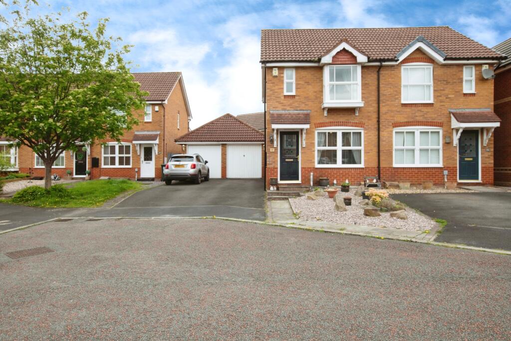 2 bedroom house for sale in Mile Stone Meadow, Euxton, Chorley
