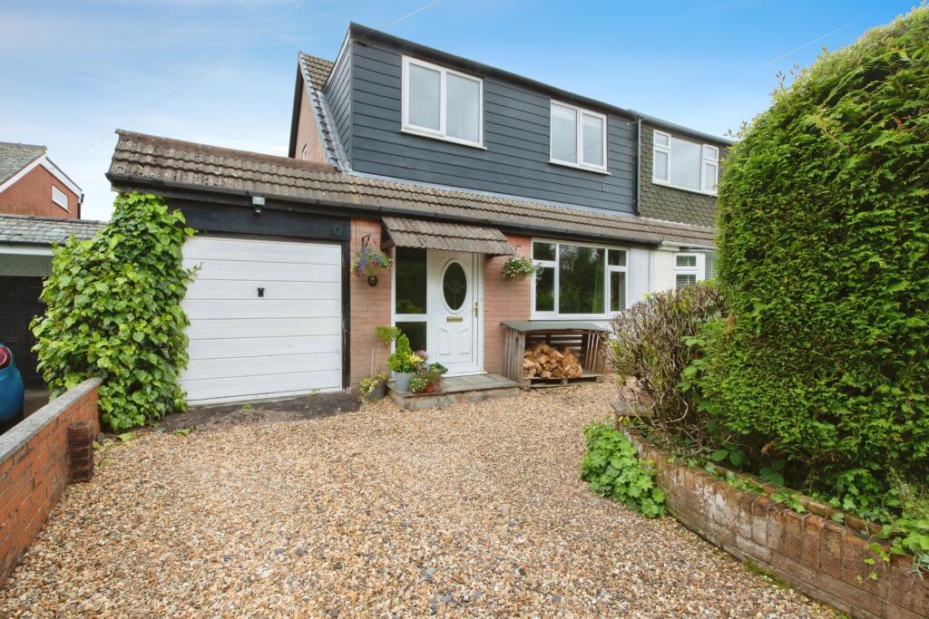 4 bedroom semidetached house for sale in Church Lane, Charnock Richard