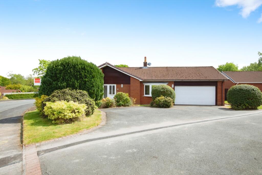 Main image of property: The Farthings, Chorley, Lancashire, PR7