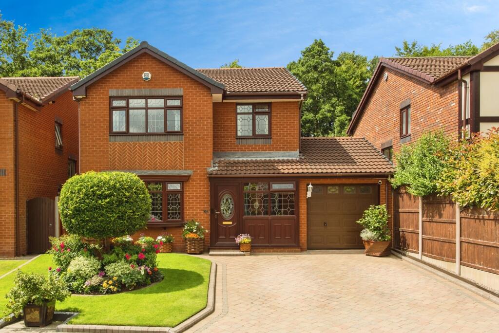Main image of property: Cam Wood Fold, Clayton-le-Woods, Chorley, Lancashire, PR6