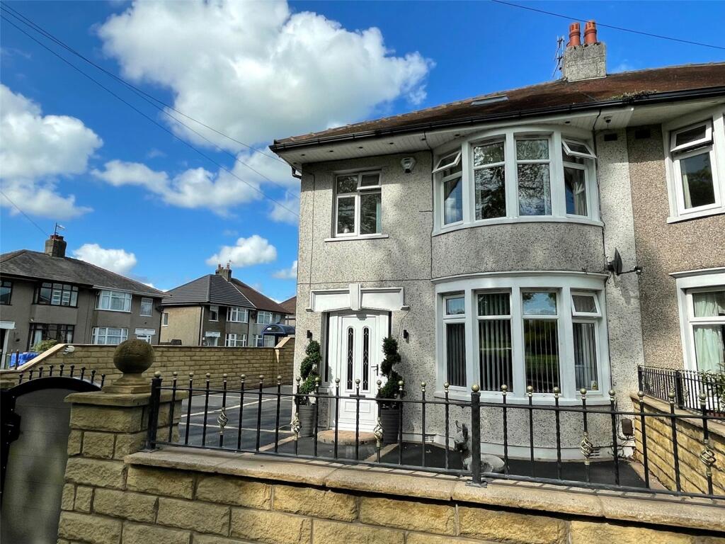 3 bedroom semidetached house for sale in Torrisholme Road, Lancaster, LA1