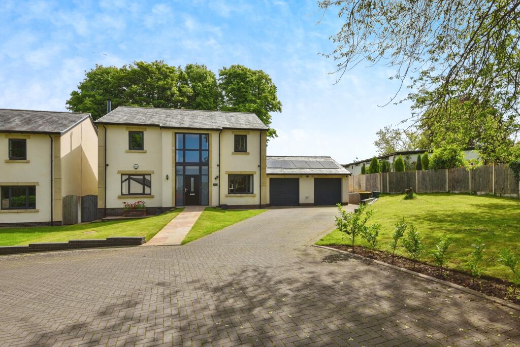 4 bedroom detached house for sale in Hest Bank Lane, Hest Bank