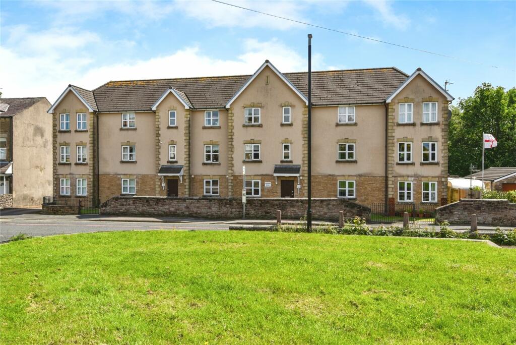 2 bedroom flat for sale in Middleton Road, Heysham, Morecambe