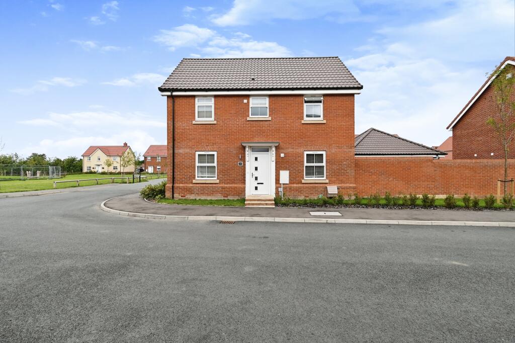 3 bedroom detached house for sale in Waller Drive, Attleborough, NR17