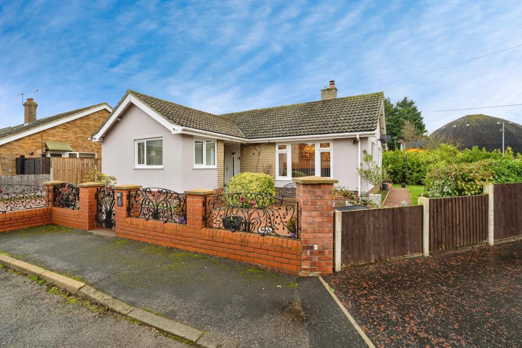 Main image of property: Victoria Close, Diss, Norfolk, IP22