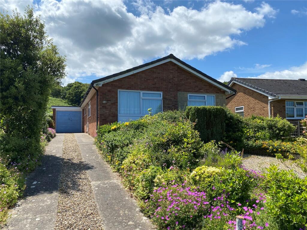 2 bedroom bungalow for sale in Bracken Avenue, Overstrand, Cromer