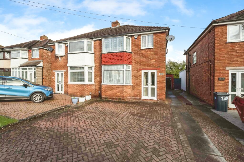 3 bedroom semidetached house for sale in Cooks Lane, Birmingham, West