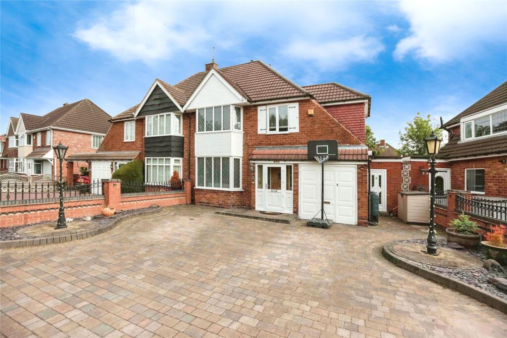 Main image of property: Chester Road, Castle Bromwich, Birmingham, West Midlands, B36