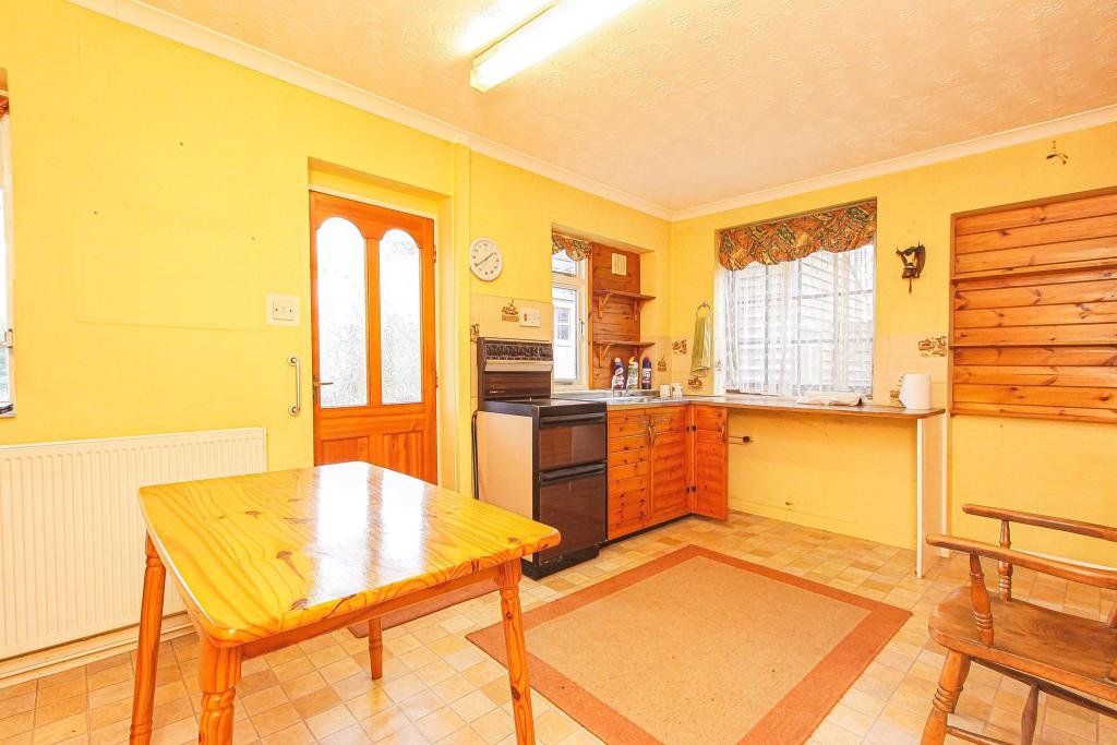 4 bedroom detached house for sale in Pond Green, Wicken, Ely, CB7