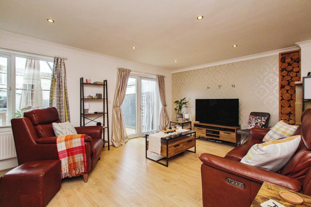 Additional property image - Wisbech Road, Littleport, Ely, Cambridgeshire, CB6