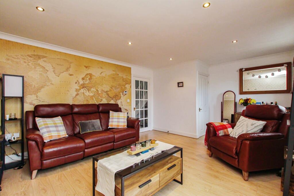 Additional property image - Wisbech Road, Littleport, Ely, Cambridgeshire, CB6