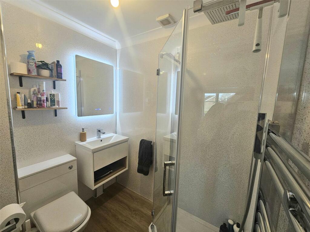 Additional property image - Wisbech Road, Littleport, Ely, Cambridgeshire, CB6