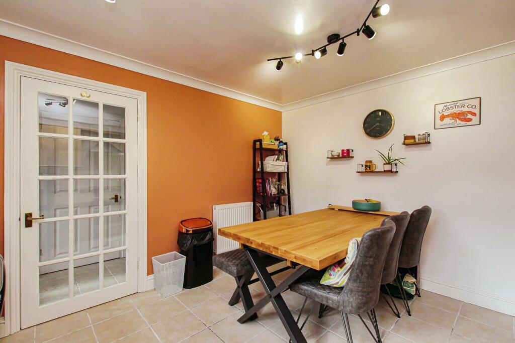 Additional property image - Wisbech Road, Littleport, Ely, Cambridgeshire, CB6