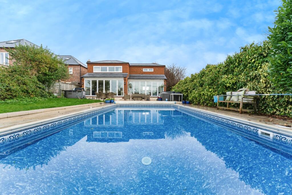 Main image of property: Ely Road, Littleport, Ely, Cambridgeshire, CB6