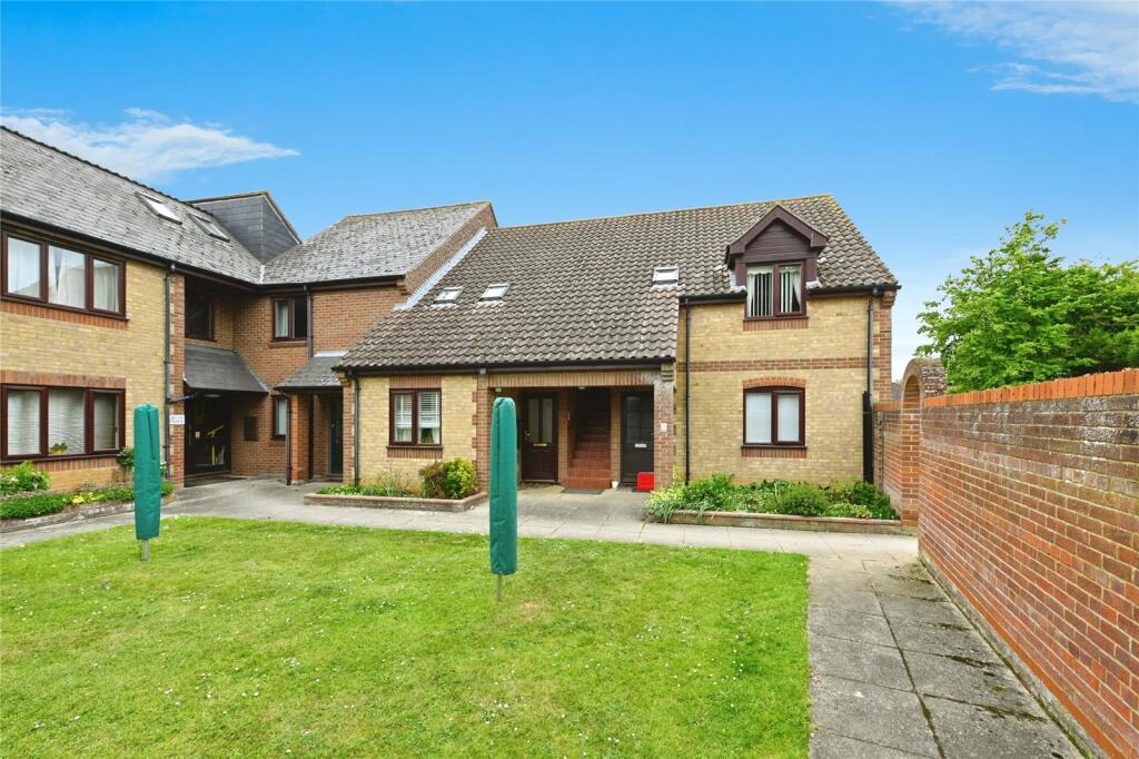 Main image of property: Leaside Court, Heacham, King's Lynn, Norfolk, PE31