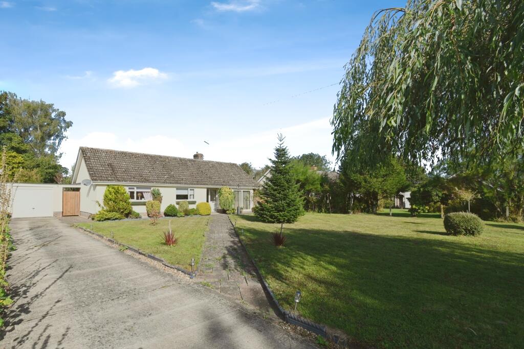 Main image of property: Redlingfield Road, Occold, Eye, Suffolk, IP23