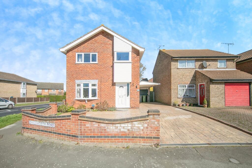 4 bedroom detached house