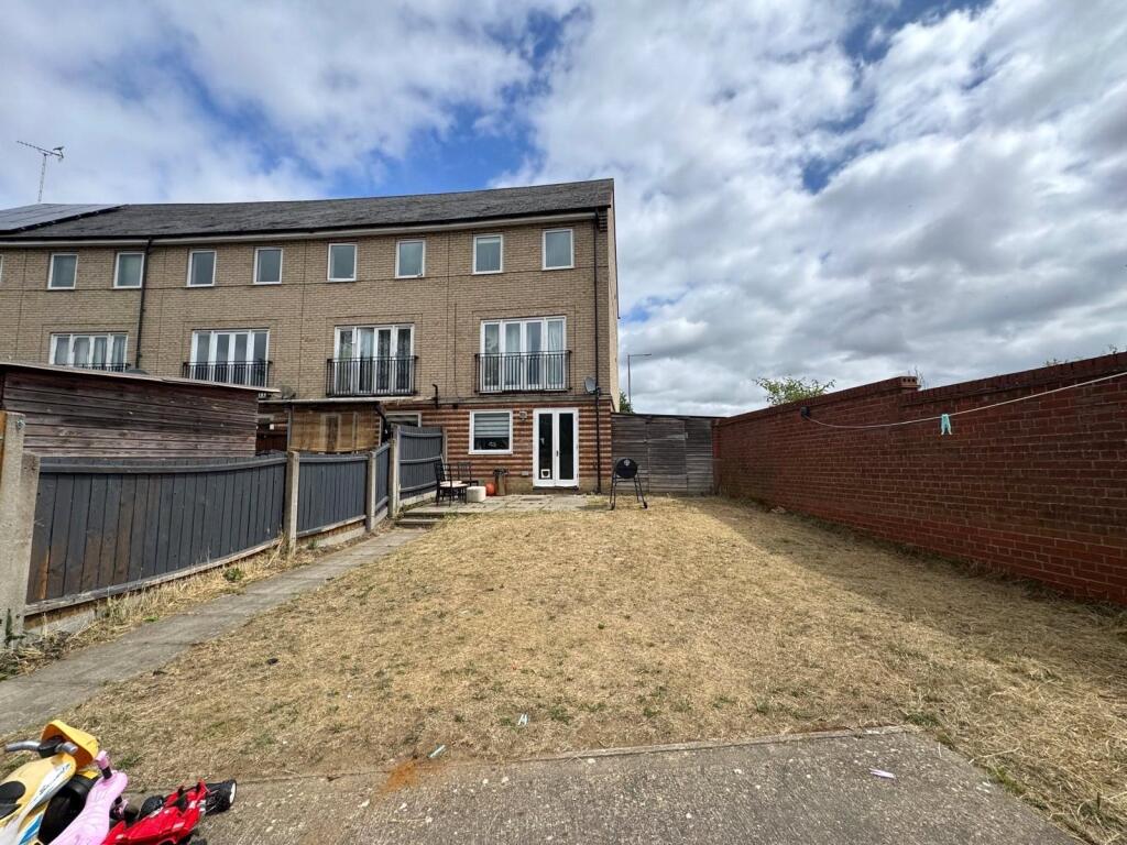 Main image of property: Harland Street, IPSWICH, Suffolk, IP2