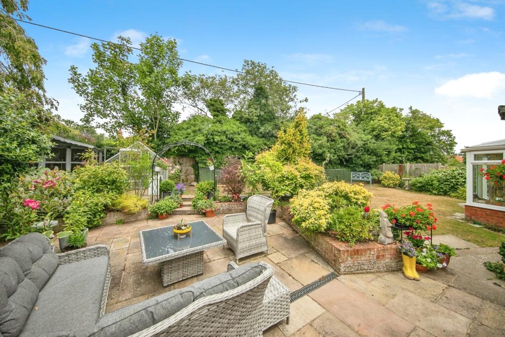 Main image of property: Cottesford Close, IPSWICH, Suffolk, IP7
