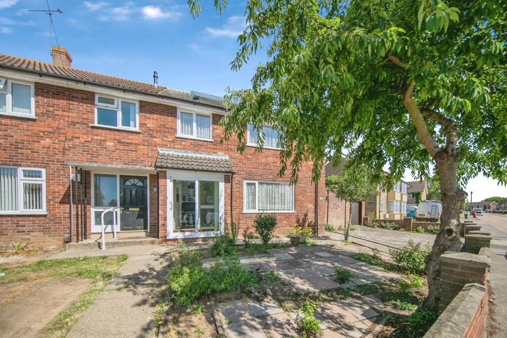 Main image of property: Tern Road, Ipswich, Suffolk, IP2