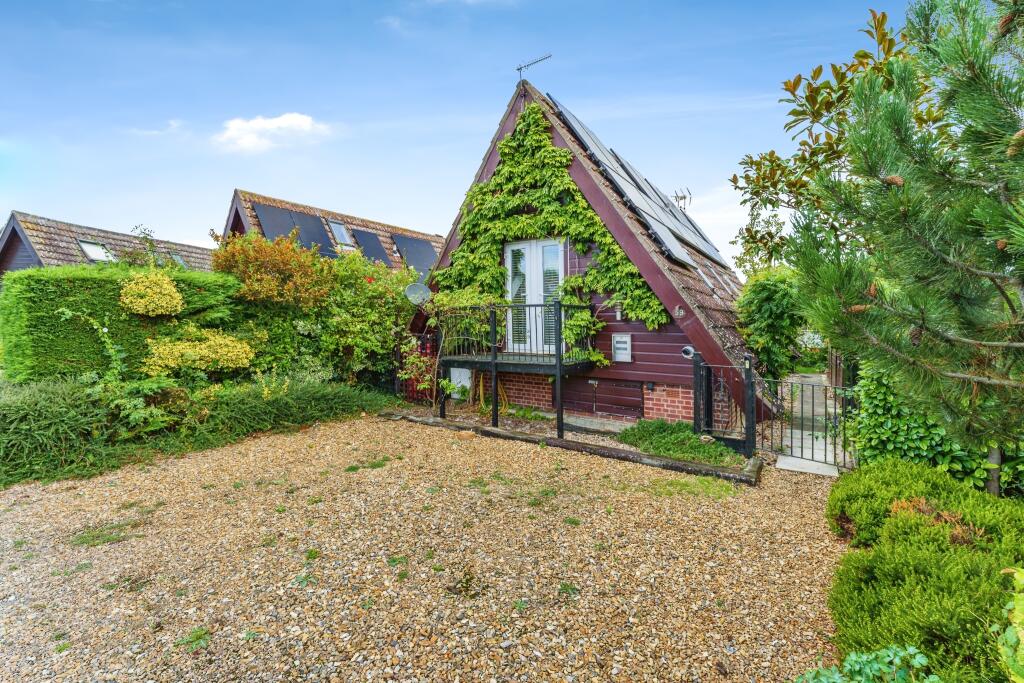 Additional property image - Fen Bank, Isleham, Ely, Suffolk, CB7