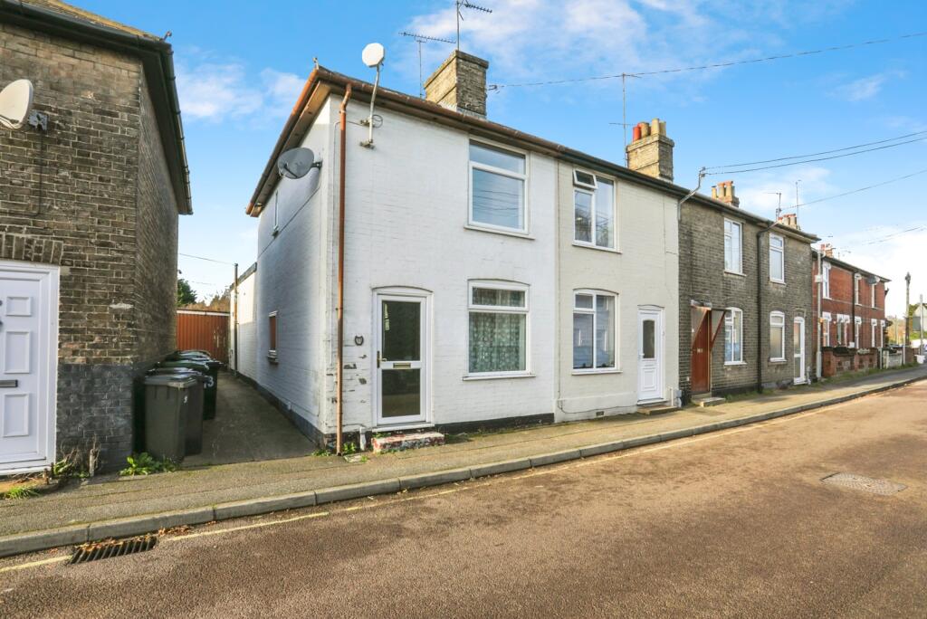Main image of property: Cardinalls Road, Stowmarket, Suffolk, IP14