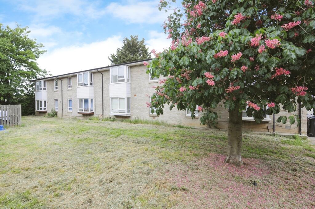 Main image of property: Widgeons, BASILDON, Essex, SS13