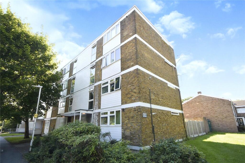 Main image of property: Little Lullaway, Basildon, Essex, SS15