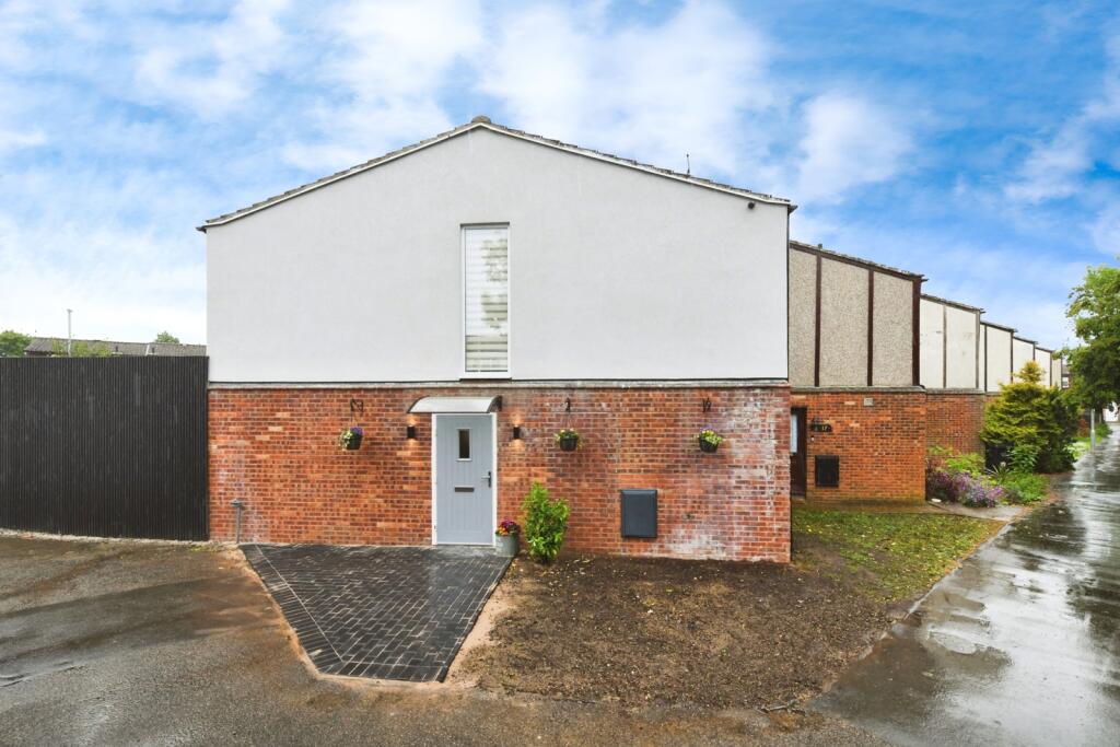Main image of property: Daltons Fen, Pitsea, Basildon, Essex, SS13