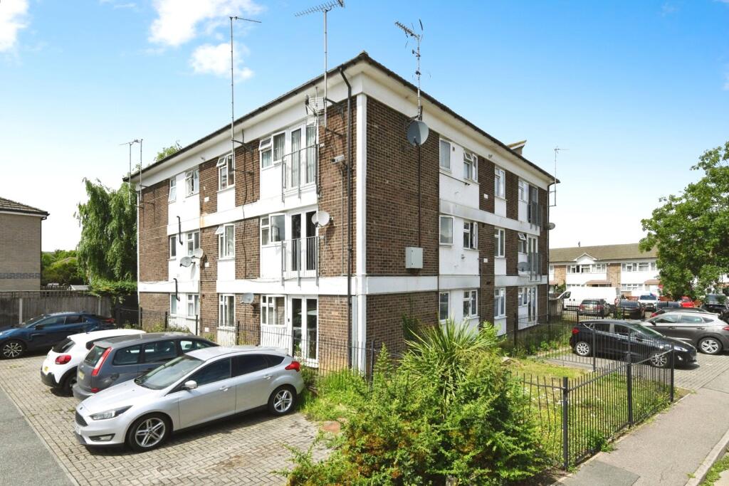 Main image of property: Redgrave Road, Basildon, Essex, SS16