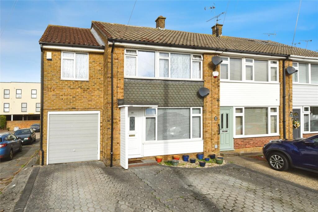 Main image of property: Berwood Road, STANFORD-LE-HOPE, Essex, SS17