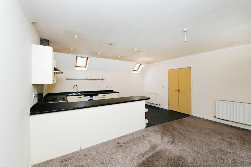 2 bedroom house for sale in Baden Powell Close, Great Baddow