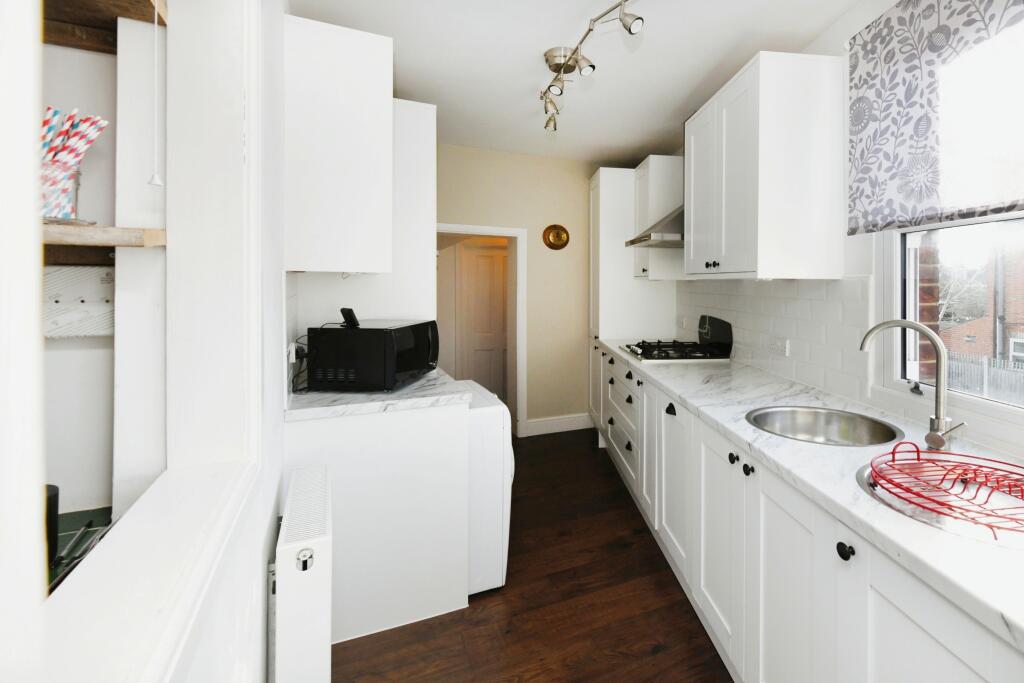 Additional property image - Grove Road, Chelmsford, Essex, CM2