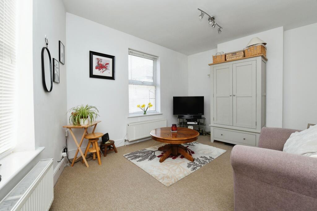 Additional property image - Grove Road, Chelmsford, Essex, CM2