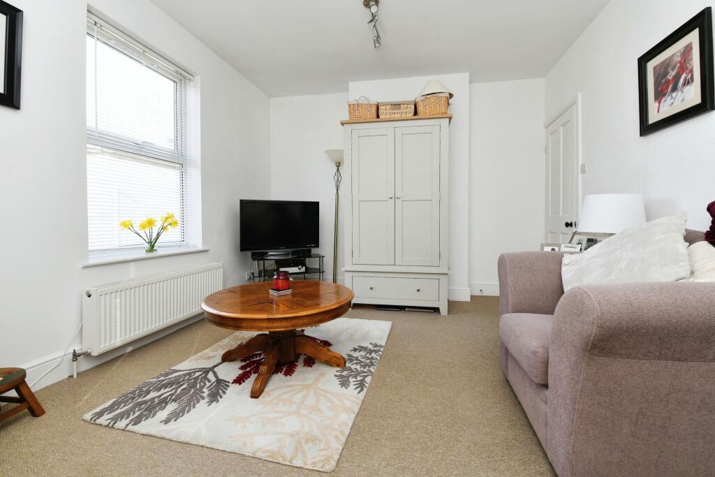 Additional property image - Grove Road, Chelmsford, Essex, CM2