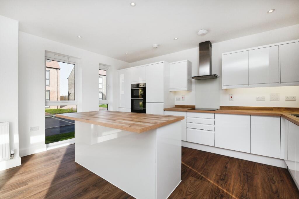 Additional property image - Southfields, Conrad Road, Witham, CM8