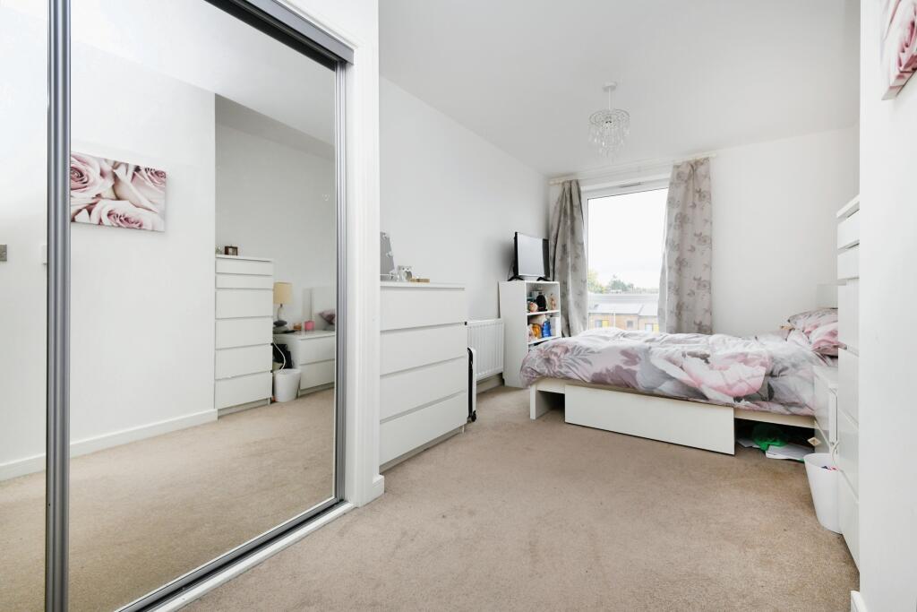 Additional property image - Dunn Side, Chelmsford, Essex, CM1