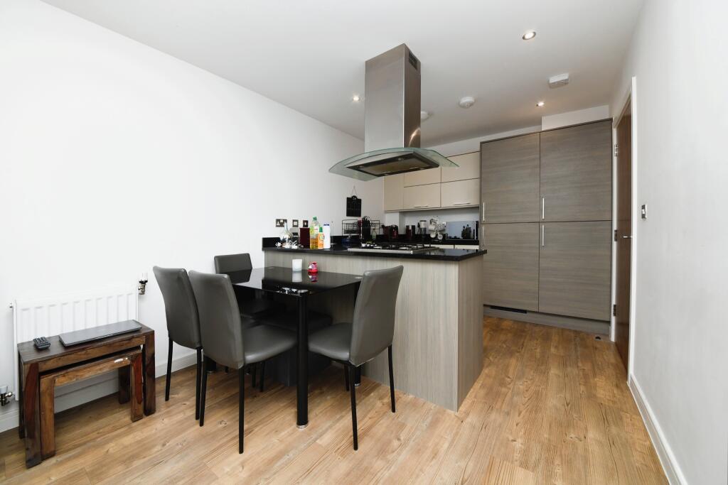 Additional property image - Dunn Side, Chelmsford, Essex, CM1