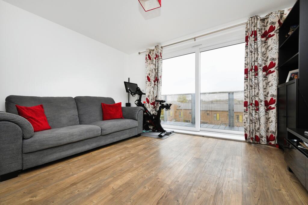 Additional property image - Dunn Side, Chelmsford, Essex, CM1