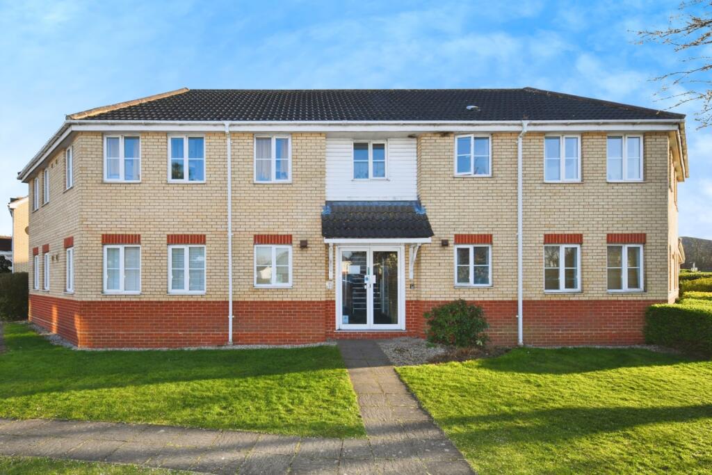 Main image of property: Amcotes Place, Chelmsford, Essex, CM2