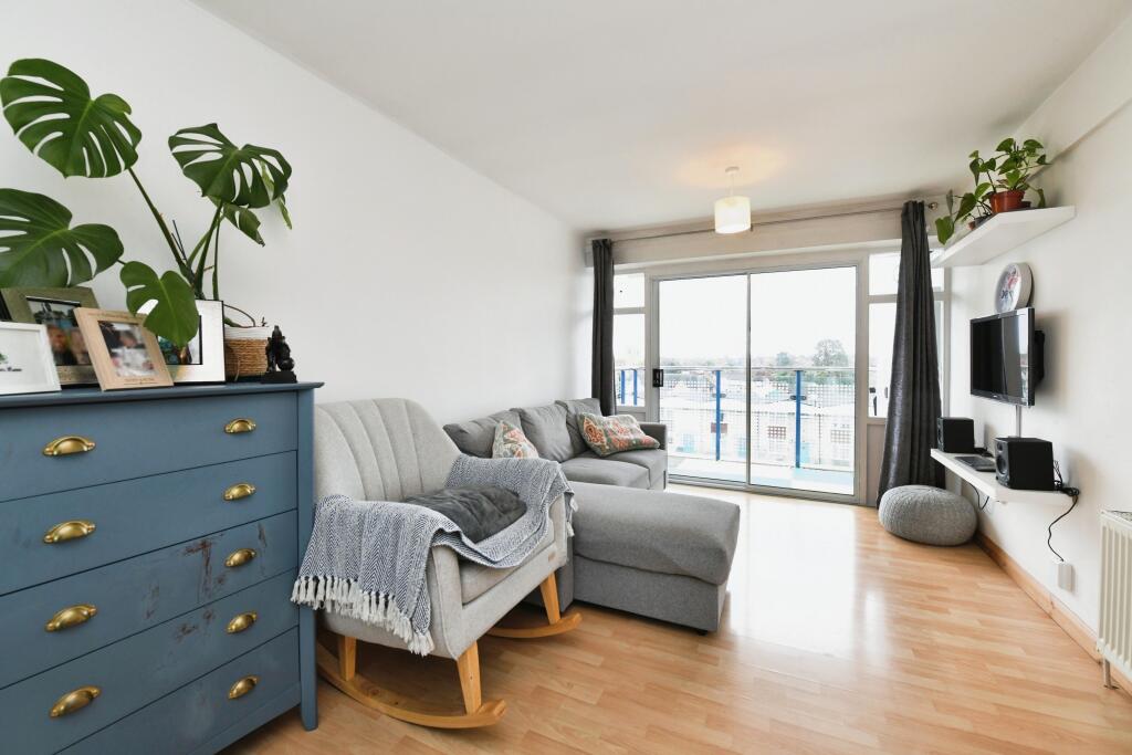 Main image of property: The Vineyards, Great Baddow, Chelmsford, Essex, CM2