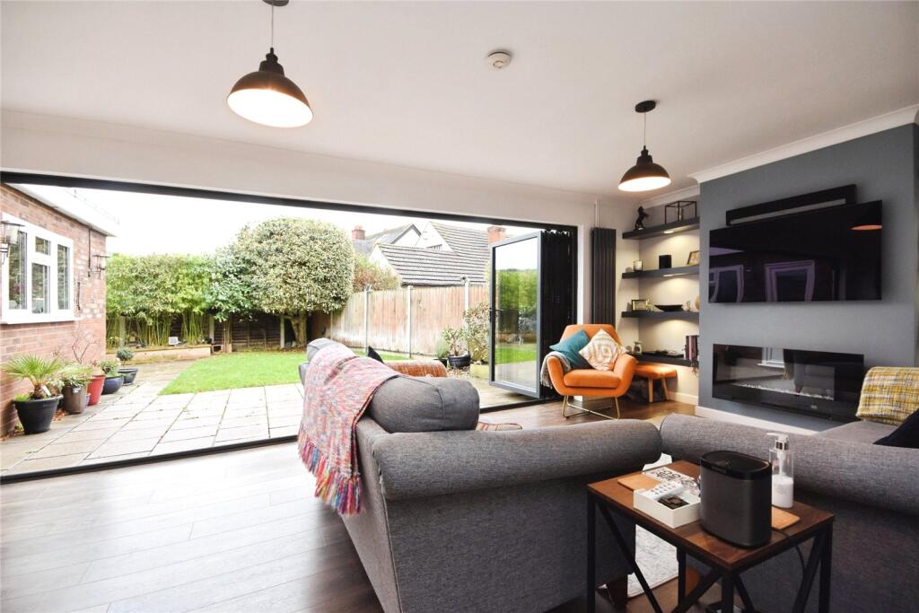 Main image of property: Broomfield Road, Chelmsford, Essex, CM1