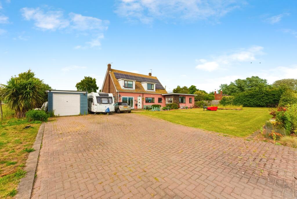 Main image of property: Lee Wick Lane, CLACTON-ON-SEA, Essex, CO16