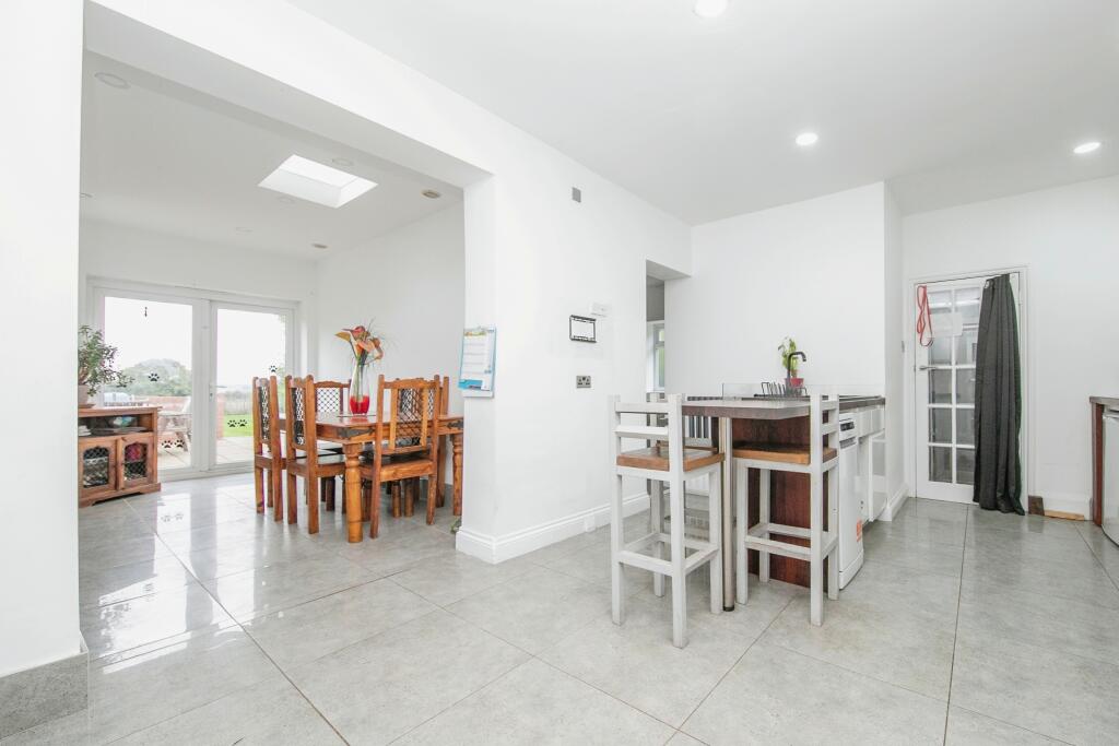 Additional property image - East Road, East Mersea, Colchester, Essex, CO5