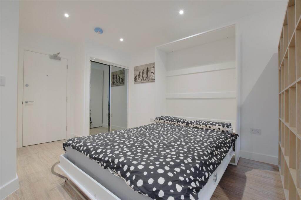 Additional property image - High Street, Colchester, Essex, CO1